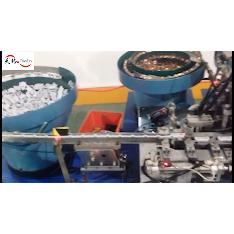 Assembly of socket copper head body