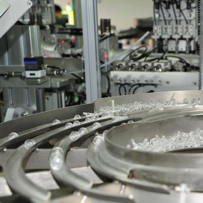 Tube assembly machine